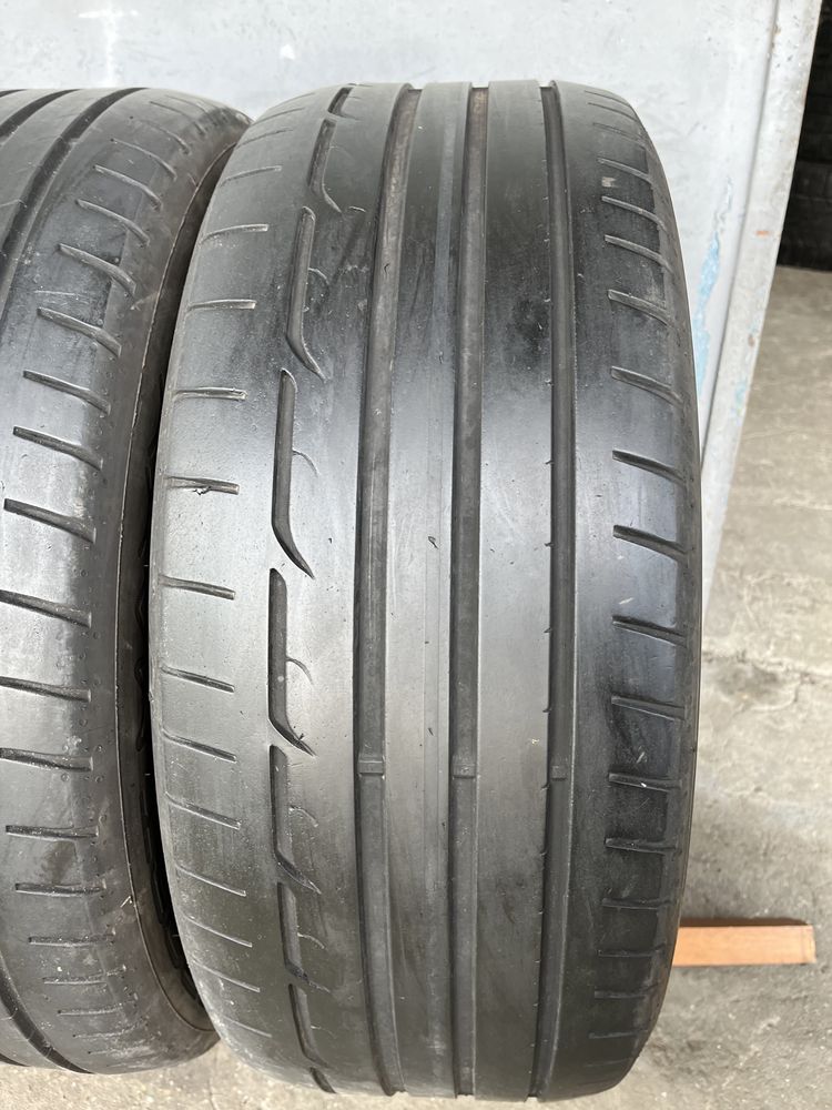 2 бр. летни гуми 225/45/19 Dunlop DOT 0619 4,5 mm