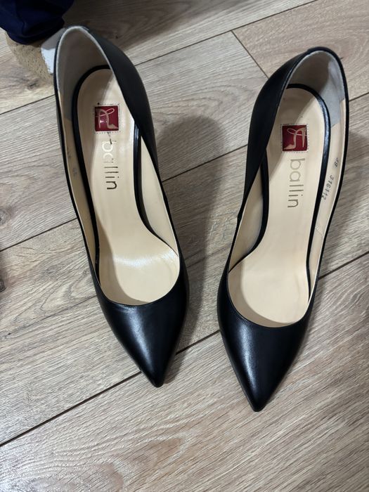 Туфли 39 черный и беж