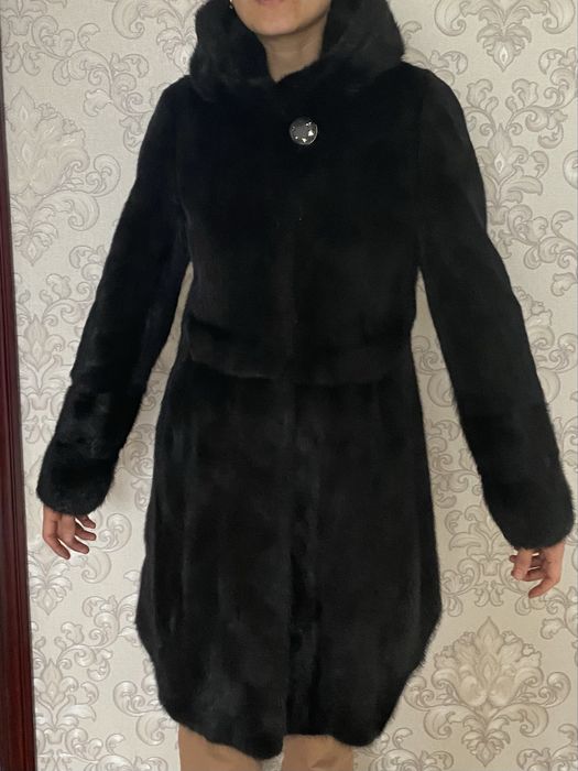 Продам норковую шубу