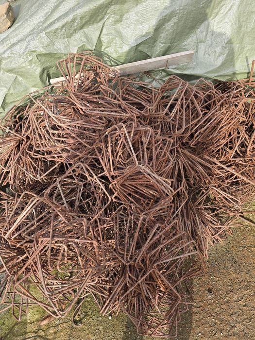 Bare de fier și etrieri