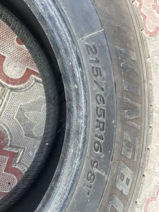 Бу Шины 215/65R 16