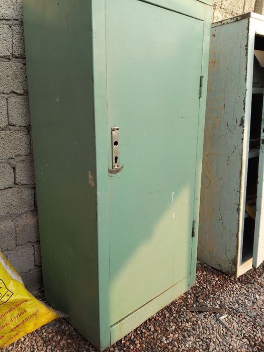 Темир шкаф сотилади Железний шкаф