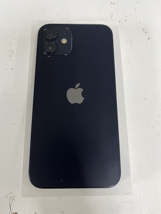 Продам Iphone 12 128