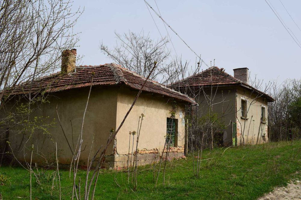 Продава се Къща в Варна, Автогара - 40 кв.м за 294 €/кв.м - Снимка #1