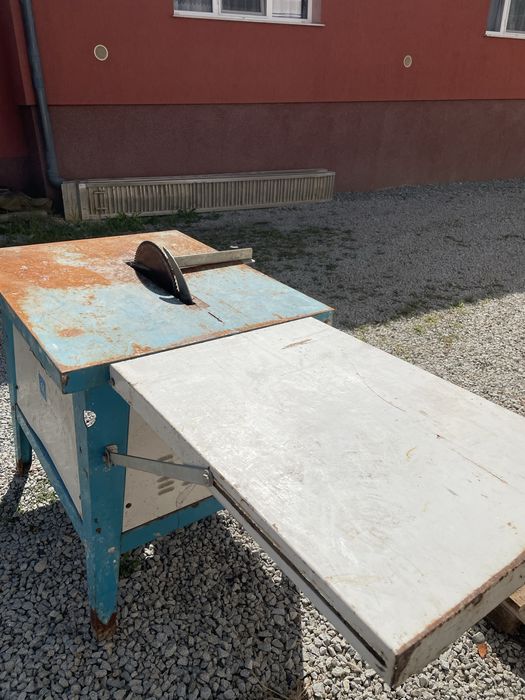 Vând circulă (nu a fost folosita foarte mult)