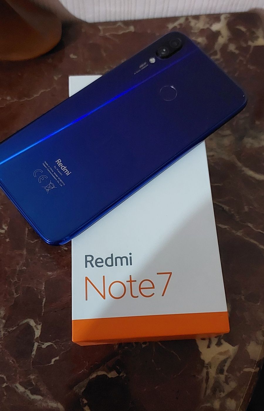 Продам телефон андроид Redmi Note 7