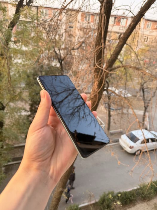 Samsung A71 srochna sotiladi