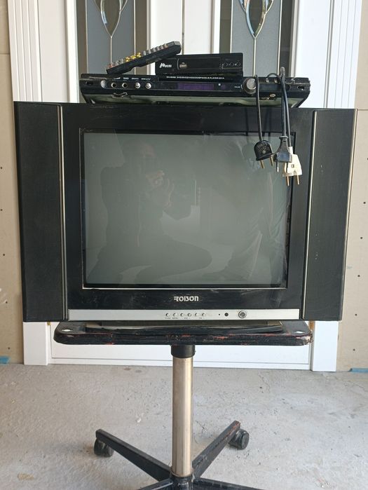 Телевизор и капелек ,,,