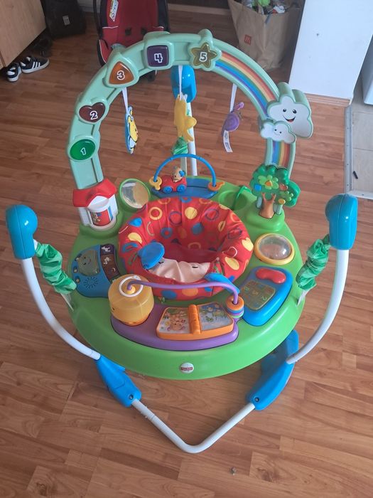 Vând centru de activități pentru bebeluși!