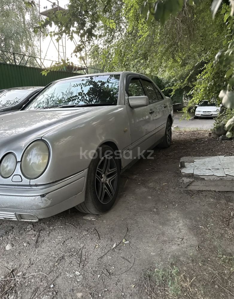 Продается: Mercedes Benz Е280 (W210) ,1996 года (ТОРГ)