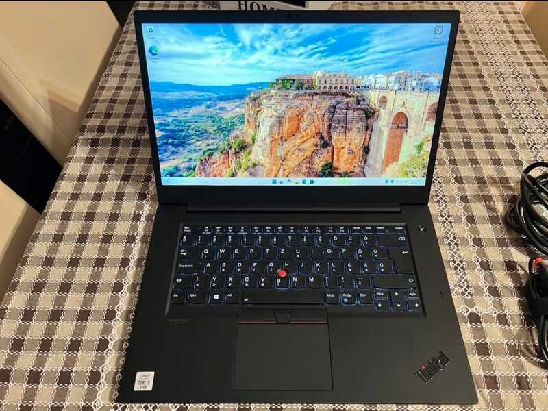 Lenovo ThinkPad P1 WorkStation / Gaming Laptop