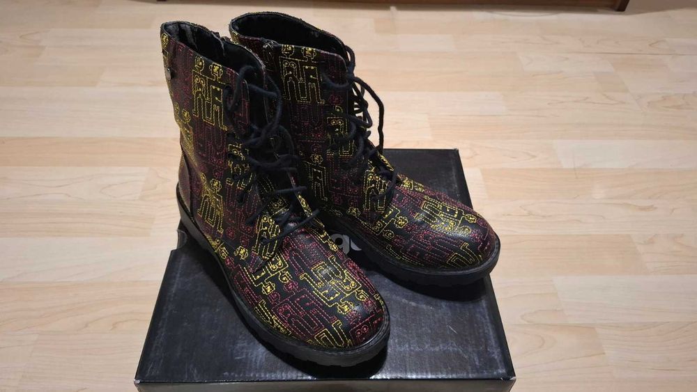 Запазени обувки Dеsigual