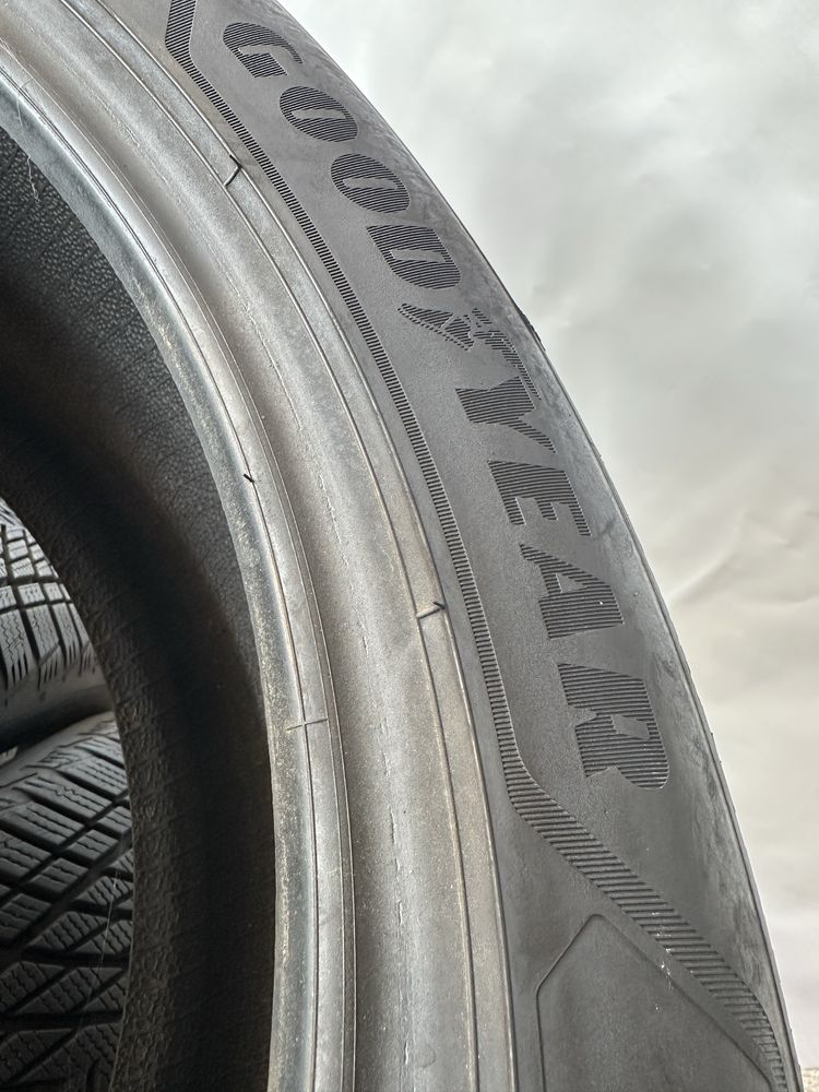 255/45/20 GoodYear dot23
