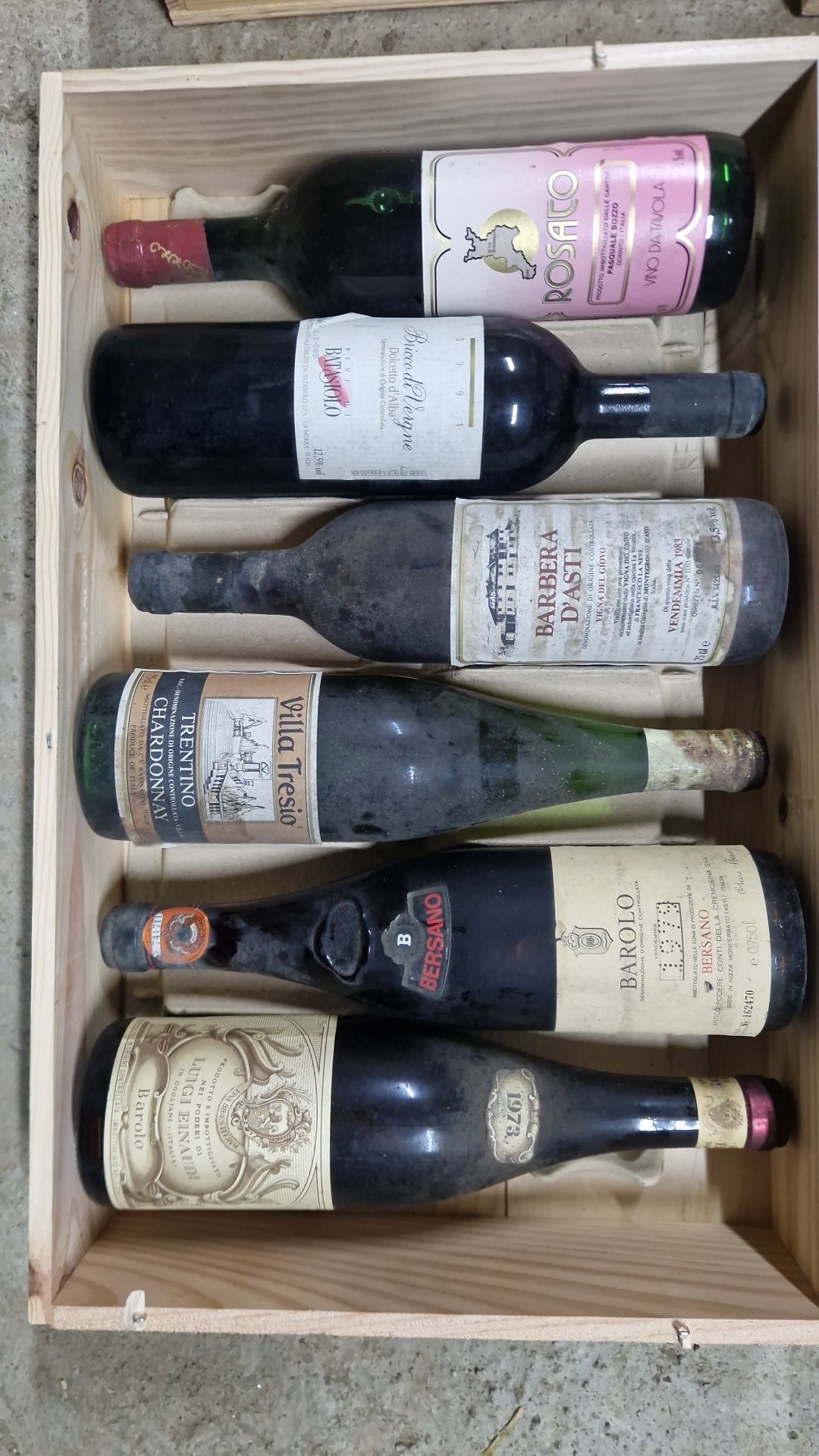 Vand vinuri vintage anii-1880-1993