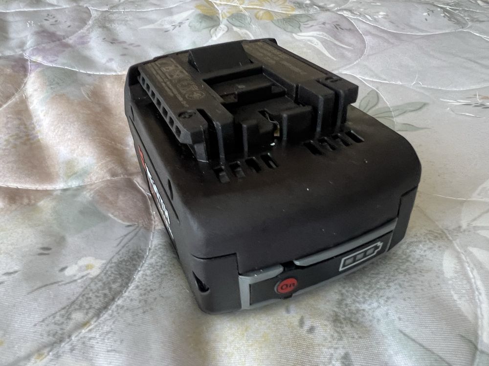 Професионален акумулаторен перфоратор Bosch Professional GBH 18V-21