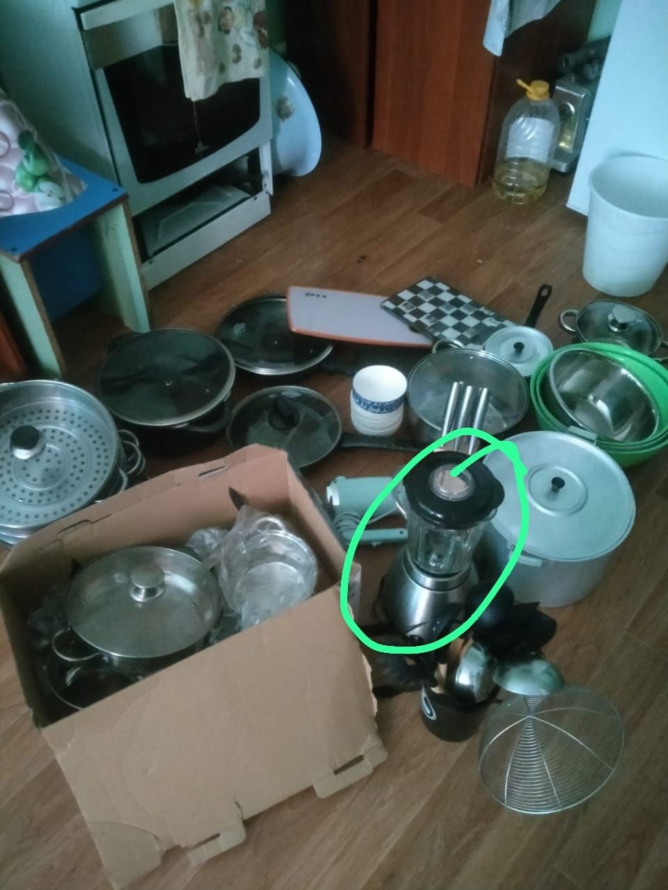 Посуда для дома хорошом состояние