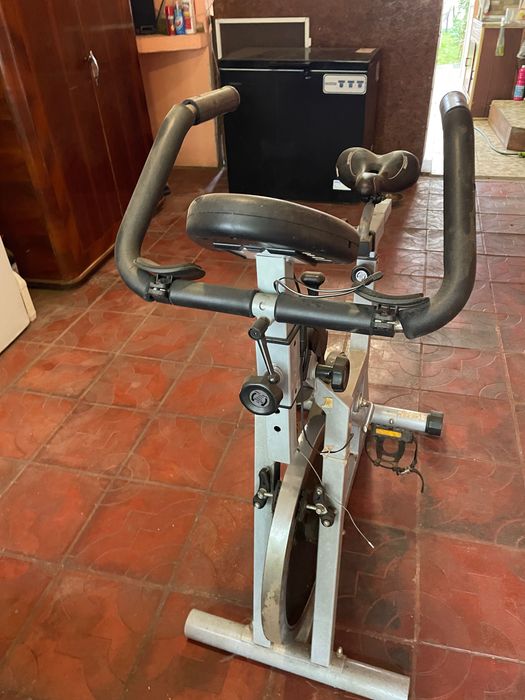 Bicicleta medicinală exerciții