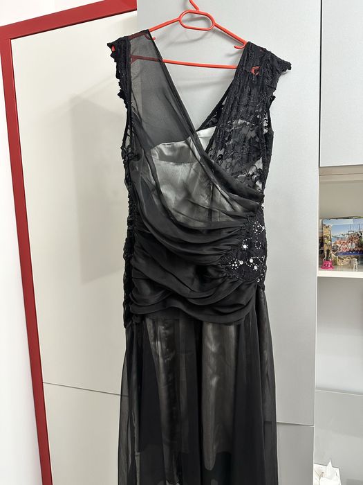 Черна официална рокля