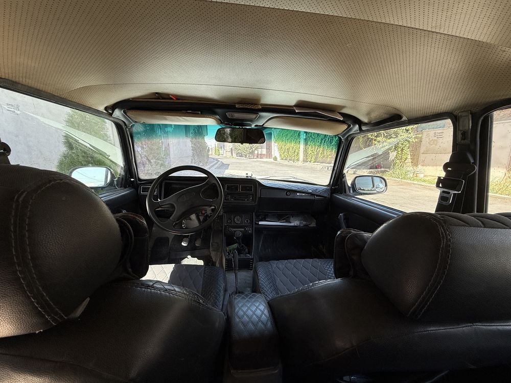 Vaz 2104 sotiladi