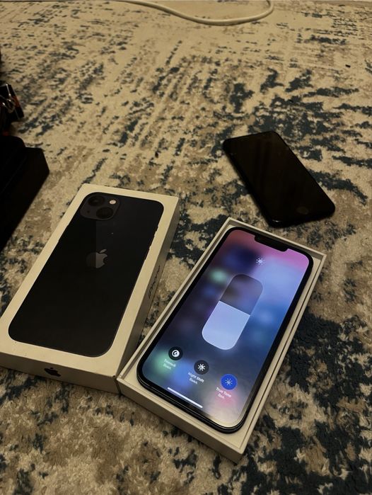 Iphone 13 128GB Айфон 13 отличное сост
