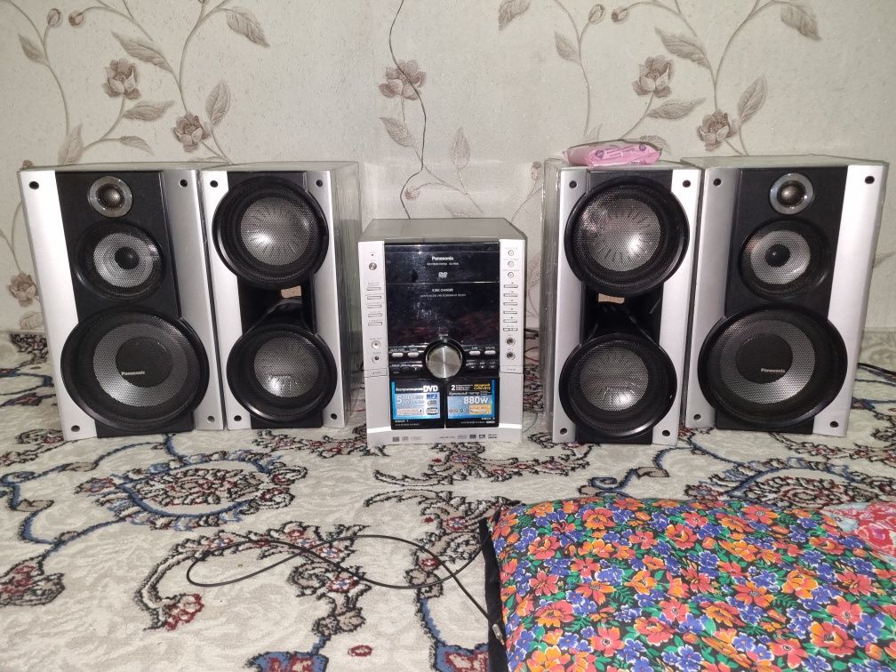 Panasonic SA-VK950 muzikalni senter sotiladi