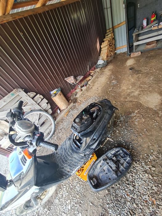 Vând scuter yamaha booster mbk 50cc