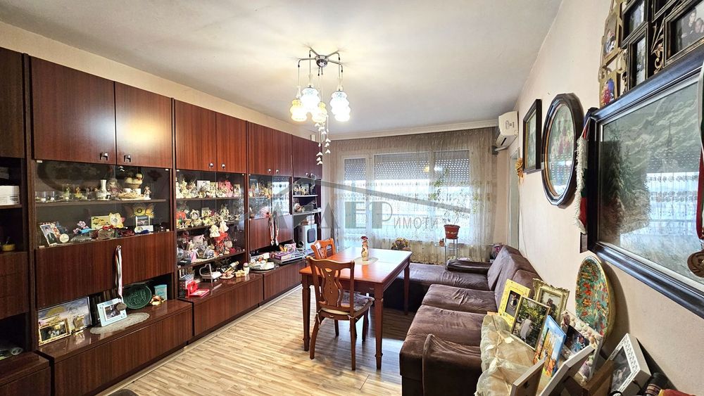 Продава се Тристаен апартамент в Пловдив, Кършияка - 92 кв.м за 1403 €/кв.м - Снимка #2