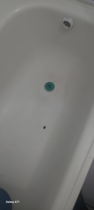 Продам чугунную ванну в отличном состоянии ,продаю  ванну в хорошем со