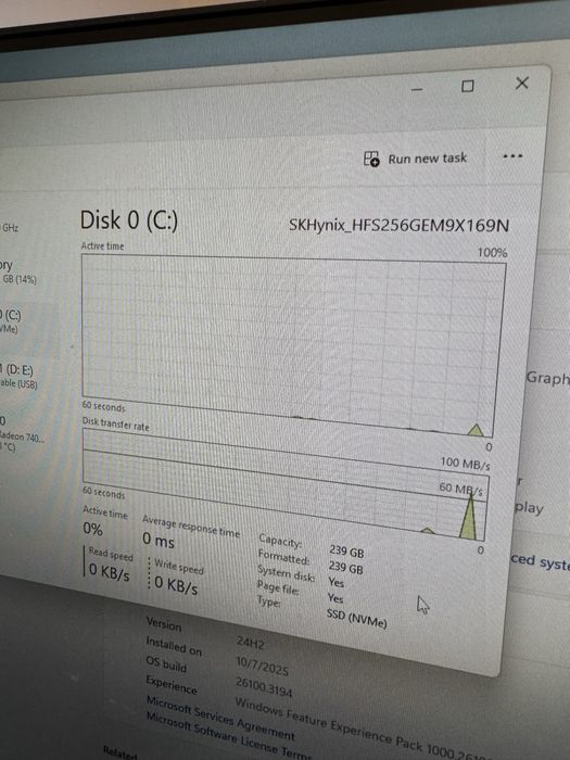 Unitate performanta Lenovo Gen 5 AMD Ryzen 5 PRO, 256GB SSD, 32GB DDR5