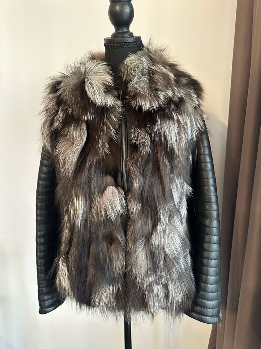 Haina de blana vulpe
