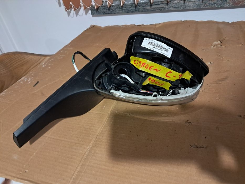 Огледало строен ц3  Citroën C3 190лв