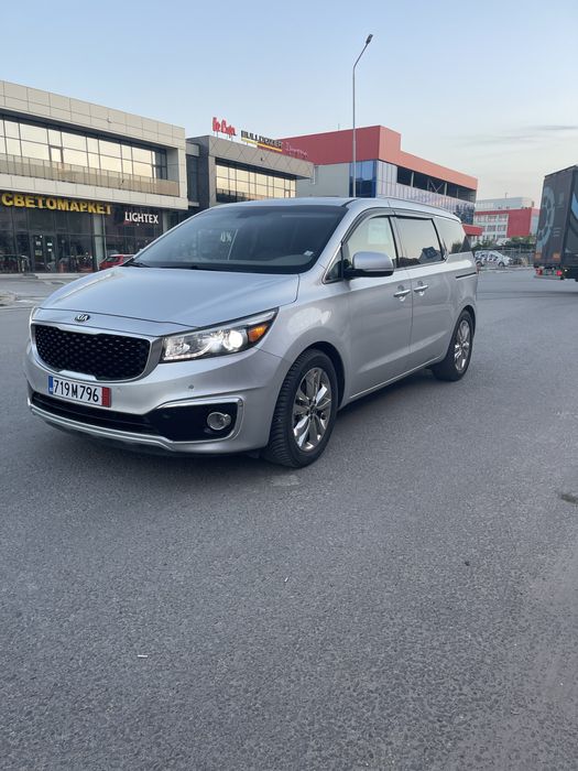 KIA Carnival Sedona