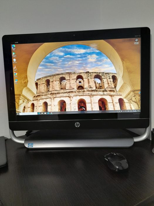 Pc destop cu touch screen