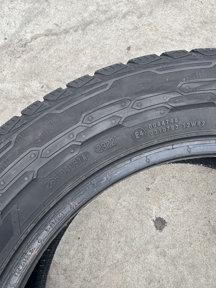 2 anvelope Uniroyal Snow Max 3 215/60r17C an 2022