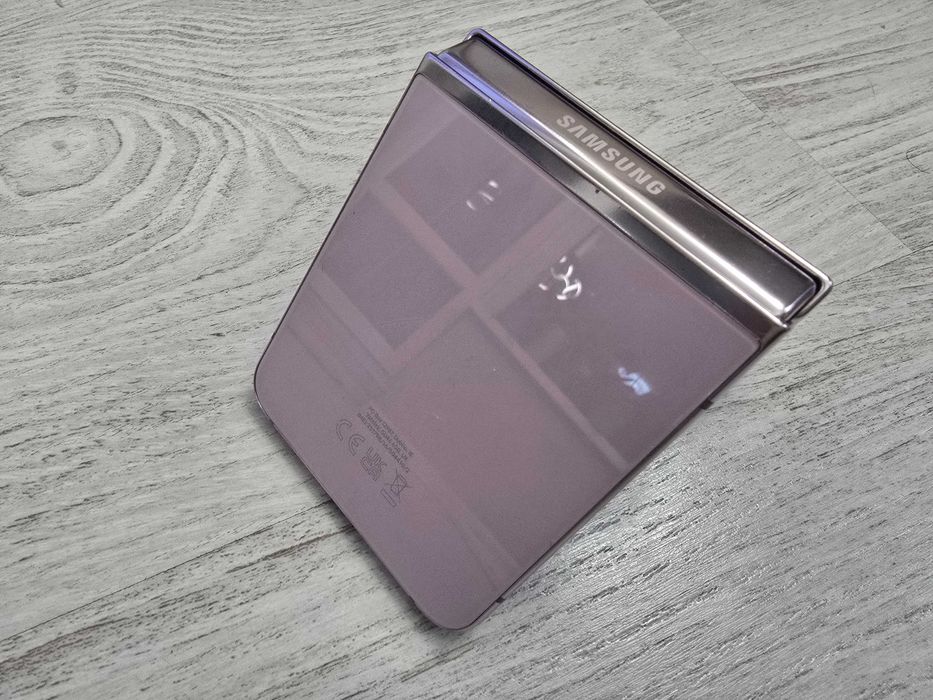 Samsung Z Flip 5 8/512GB lavender