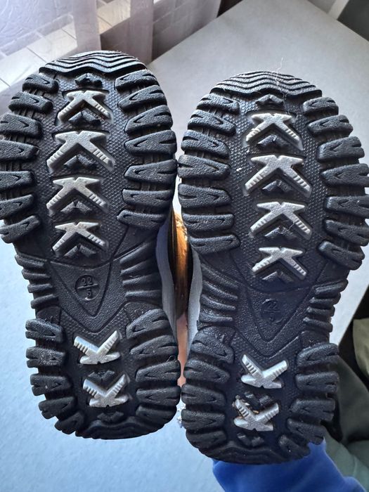 Боти за момче 22 номер