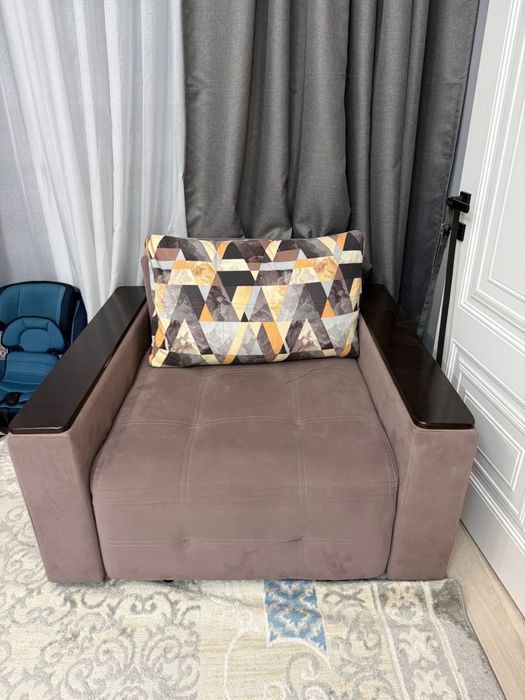 Диван кресло.