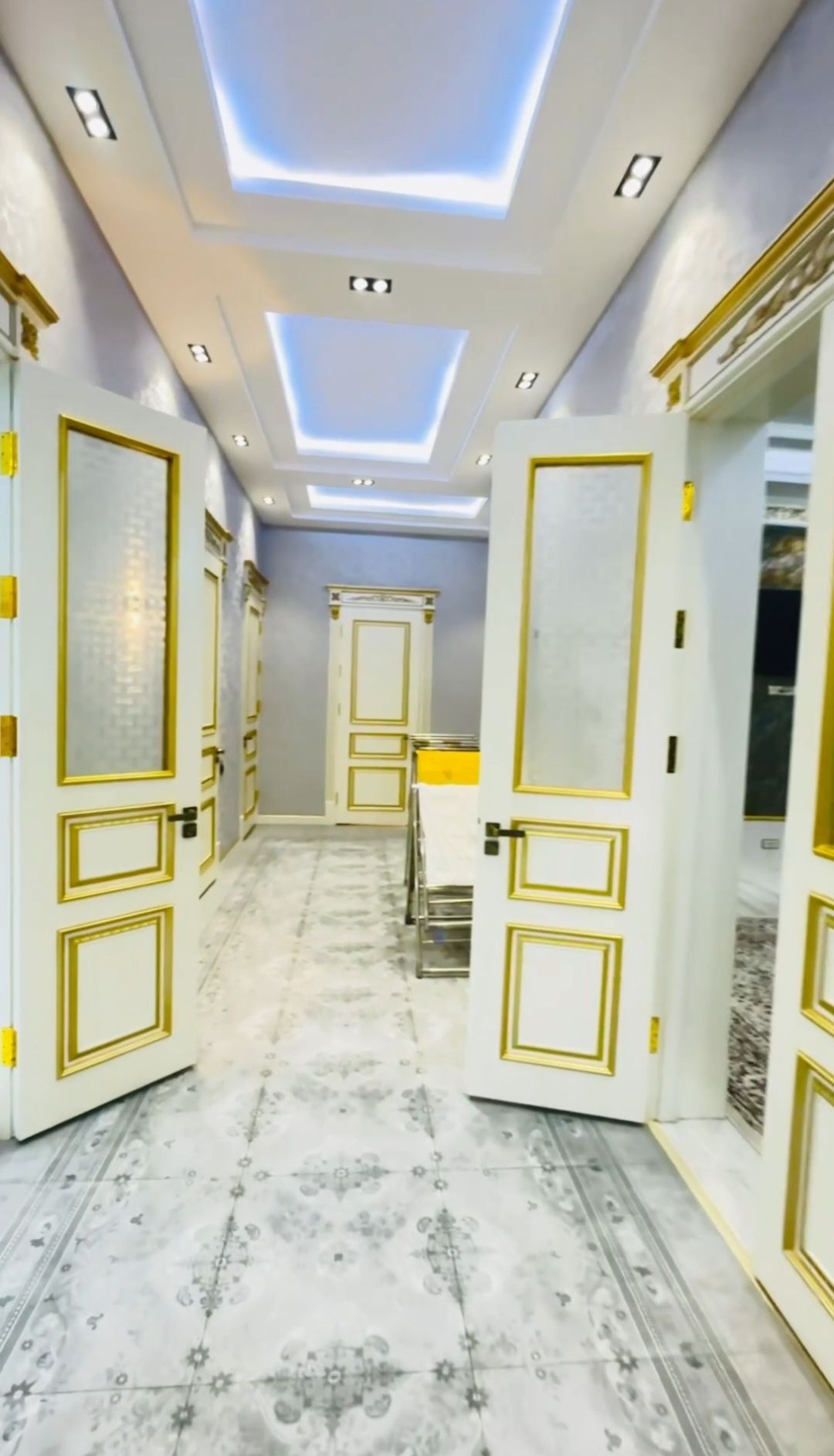 Алишеробод, Мирзо-Улугбекский район! Продаётся Евродом 2,7 соток