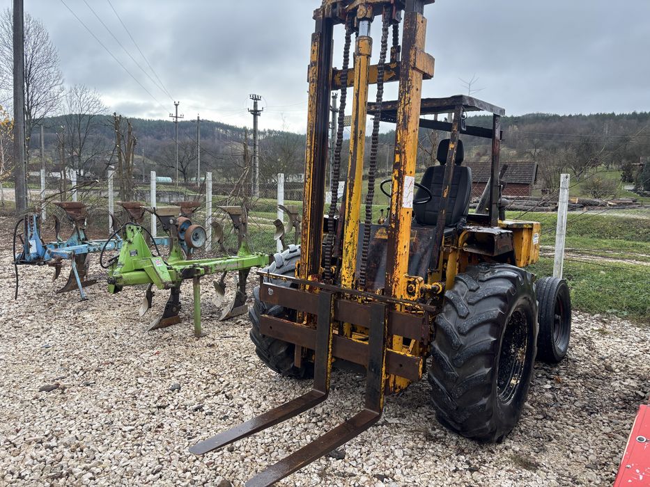 Motostivuitor manitou 2,5 tone