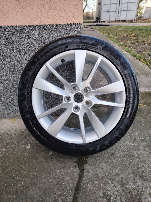 1брой оригинална 17ц. за шкода Октавия 3