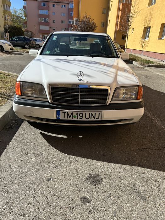 Mercedes Benz stare buna