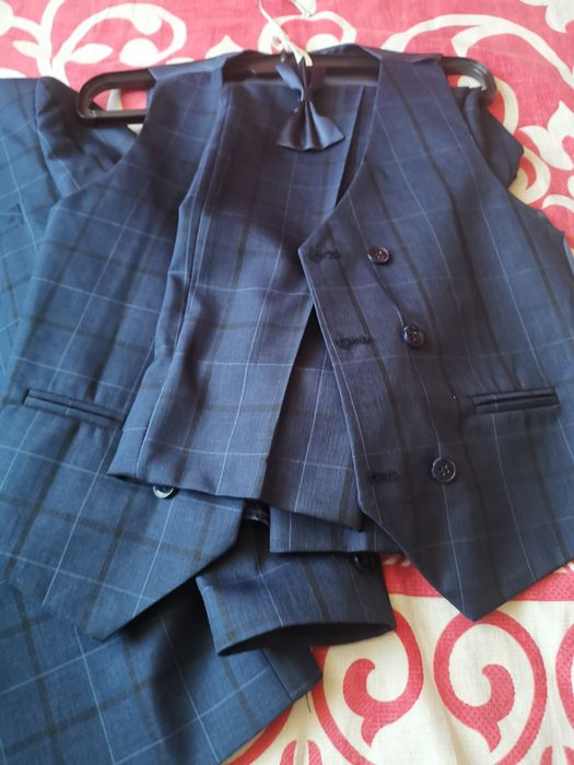 Costum elegant 9/10 ani