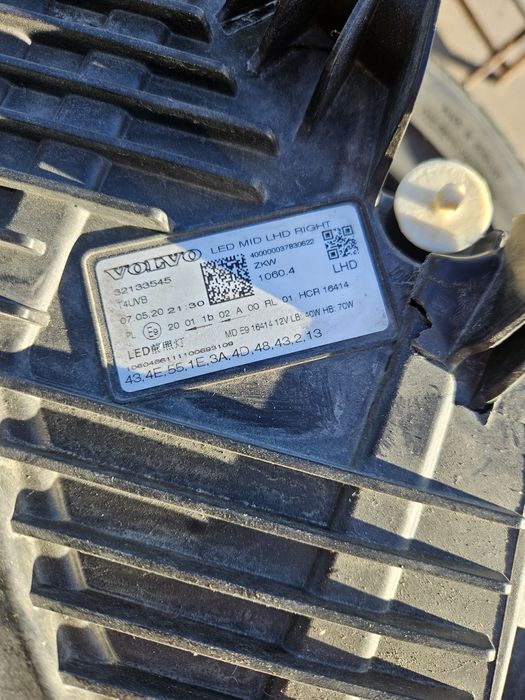 Фар за Волво xc60