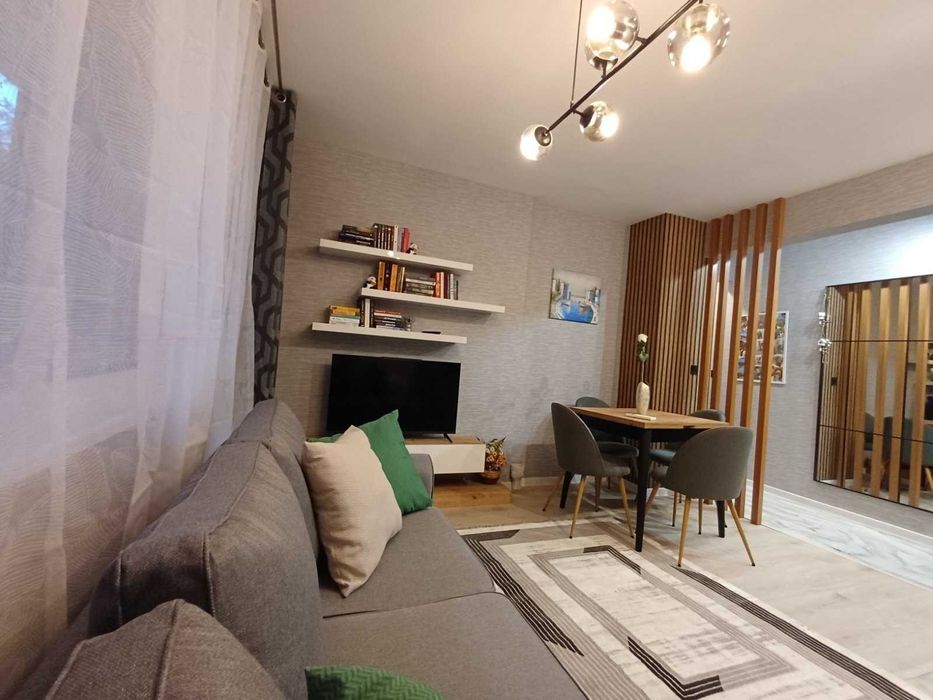 Продава се Тристаен апартамент в Пловдив, Кършияка - 65 кв.м за 3010 €/кв.м - Снимка #2