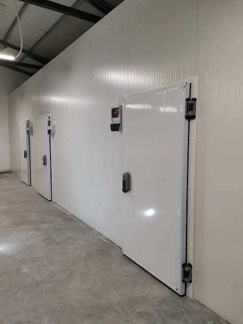 хладилни врати – летящи и плъзгащи – по размер на клиента