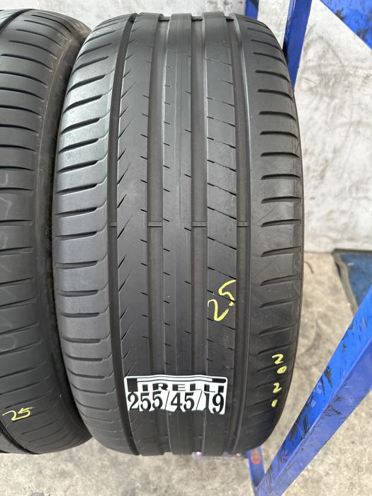255/45/19 Pirelli