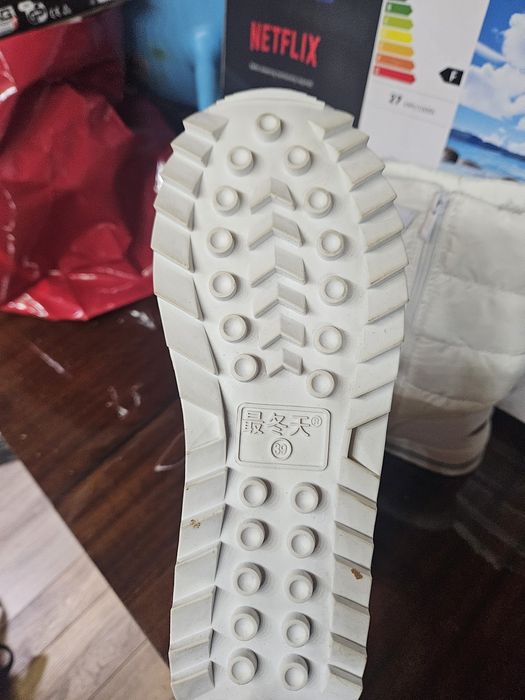 Топли бели ботуши 39номер