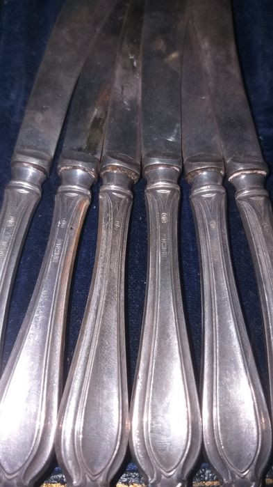 Vand set 6 cutite vechi din argint