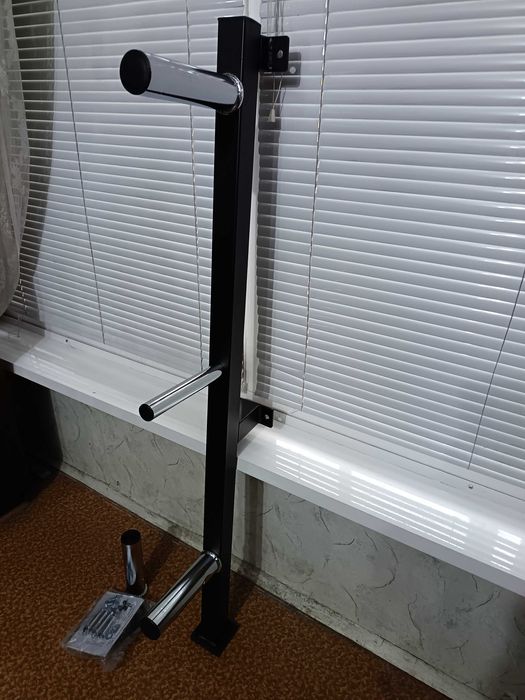 Продавам стойка за тежести ф30 +ф50