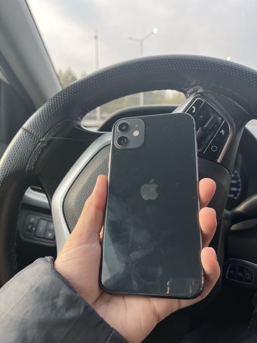 айфон 11 256 гб продаю